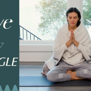 Day 17 - Snuggle  |  MOVE - A 30 Day Yoga Journey